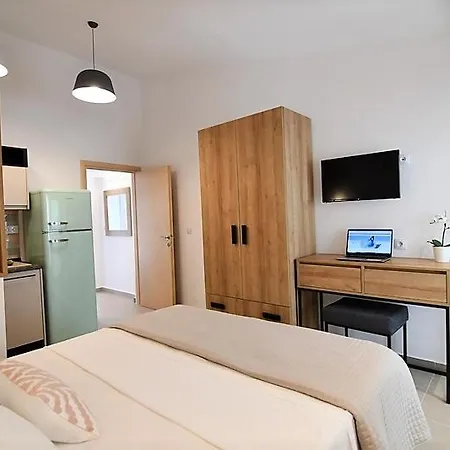 Foni Apartment *
