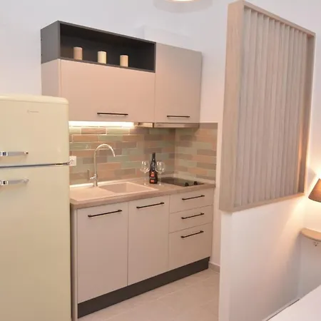 Foni Apartment *